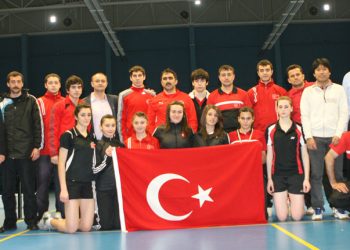 Genç Badmintoncularımız Ukrayna’da Şampiyon
