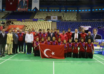 Badmintoncularımız Avrupa Üçüncüsü