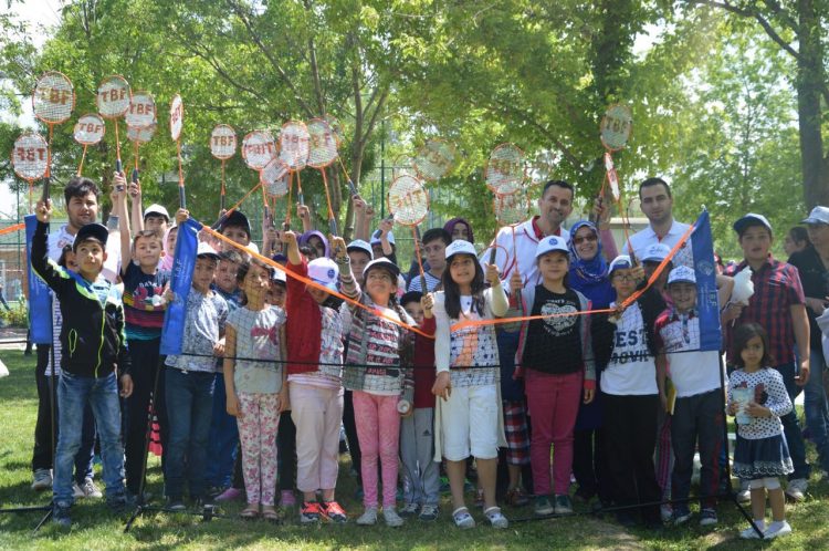 Badminton Federasyonu  İHH ortaklığında İHH Yetim Pikniği Projesi