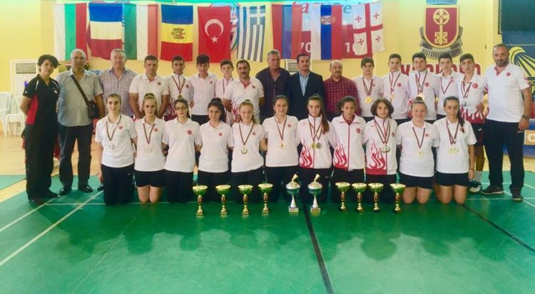 17 Yaş Altı Avrupa Rankingi Kassabian Brothers Badminton Puan Turnuvası’nda 14 Madalya