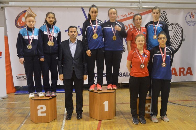 17 Yaş Altı Türkiye Badminton Şampiyonası Sona Erdi