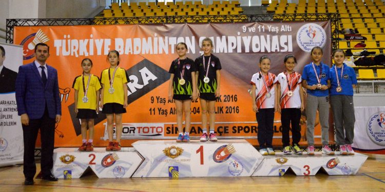 11 Yaş Altı Türkiye Badminton Şampiyonası Sona Erdi