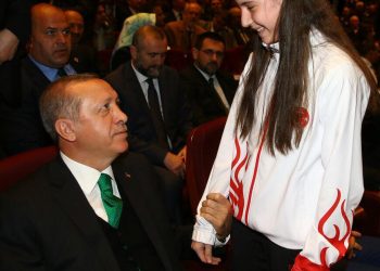 Cumhurbaşkanımıza RTE 2023 Raketi Takdim Ettik