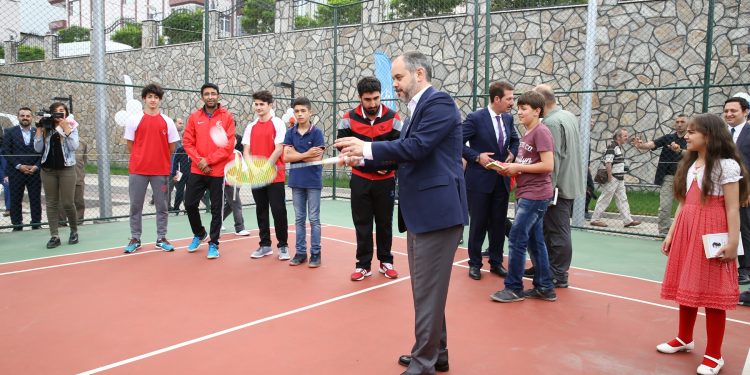 Gençlik ve Spor Bakanı Sayın Akif Çağatay Kılıç, Samsun’da Badminton Oynadı