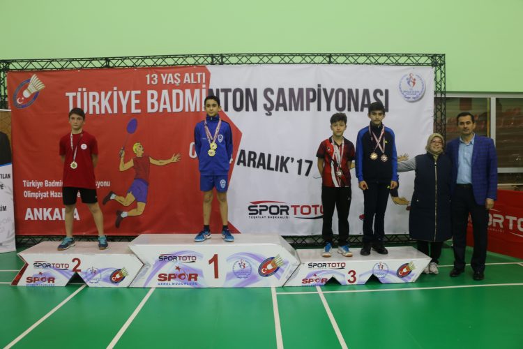 2017-13 Yaş Altı Türkiye Badminton Şampiyonası Sona Erdi