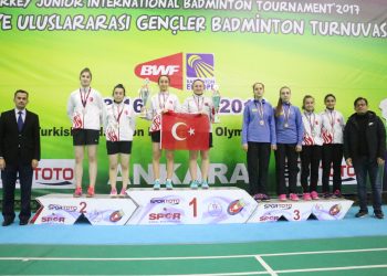 Genç Badmintonculardan 9 Madalya