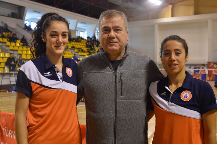 Badmintonda Tek Kadınlar Fransa’da Puan Arıyor