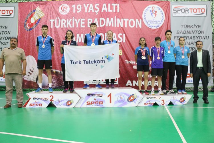 15 Temmuz / 19 Yaş Altı Türkiye Badminton Şampiyonası Sona Erdi