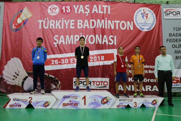 13 Yaş Badminton Milli Takımı Belli Oldu