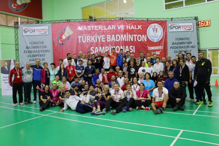 Masterler ve Halk Türkiye Badminton Şampiyonası Sona Erdi