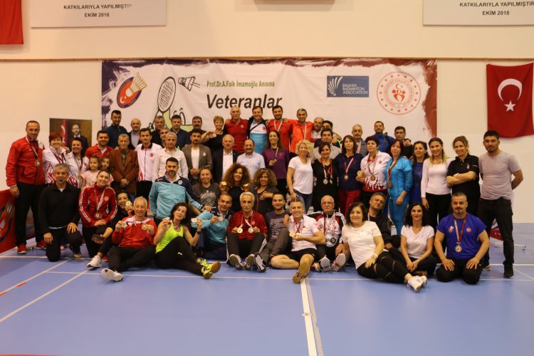 Veteran Badminton Milli Takımından 91 Madalya