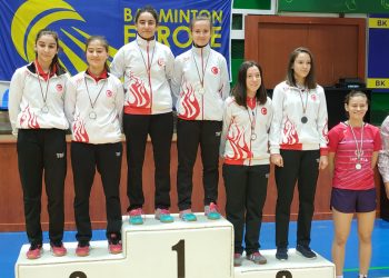 Badminton 17 Yaş Milli Takımından 9 Madalya
