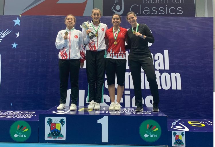 Badminton’da 4 Madalya