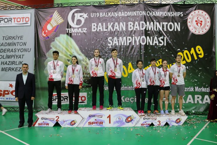 Genç Badmintoncular, 19 Yaş Altı Balkan Şampiyonu
