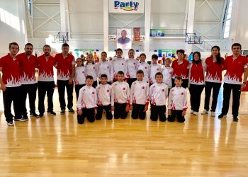 Minik Badmintoncular Balkan Şampiyonasında
