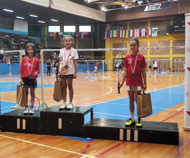 Hırvatistan Zagreb’de U9-U11-U13-U15 Yaş Altı Yaş Gruplarında 6 Altın, 5 Gümüş, 9 Bronz