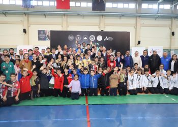13 Yaş Altı Türkiye Badminton Şampiyonası Sona Erdi