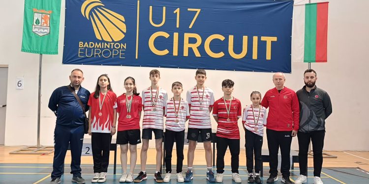 Bulgaristan’da 15 Yaş Altı Turnuvasında 2 Gümüş, 4 Bronz Madalya