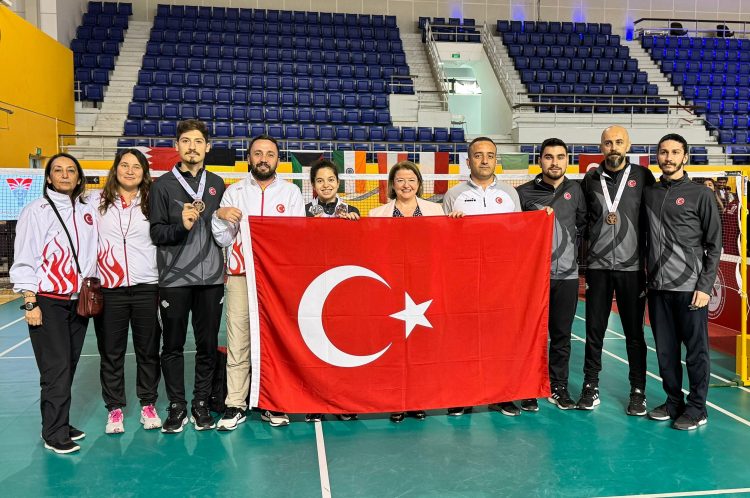 Bahreyn’de Para Badminton’da 3 Madalya