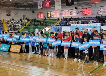 13 Yaş Altı Türkiye Badminton Şampiyonası Açılış Töreni Yapıldı