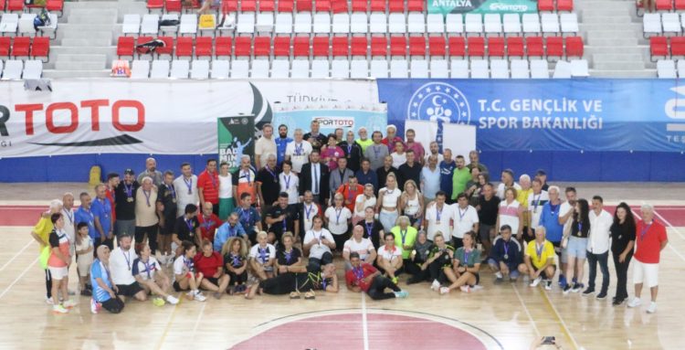 Veteranlar Türkiye Badminton Şampiyonası Sona Erdi