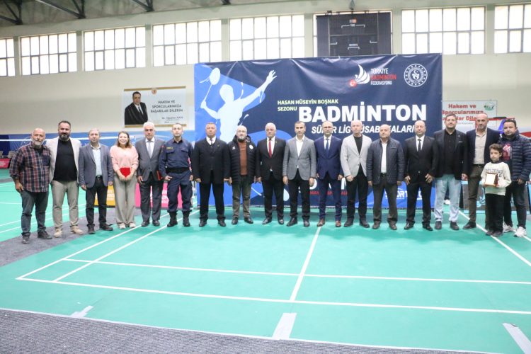 Badminton Süper Ligi 7. Etap Müsabakaları Çorum/Osmancık’ta yapıldı.