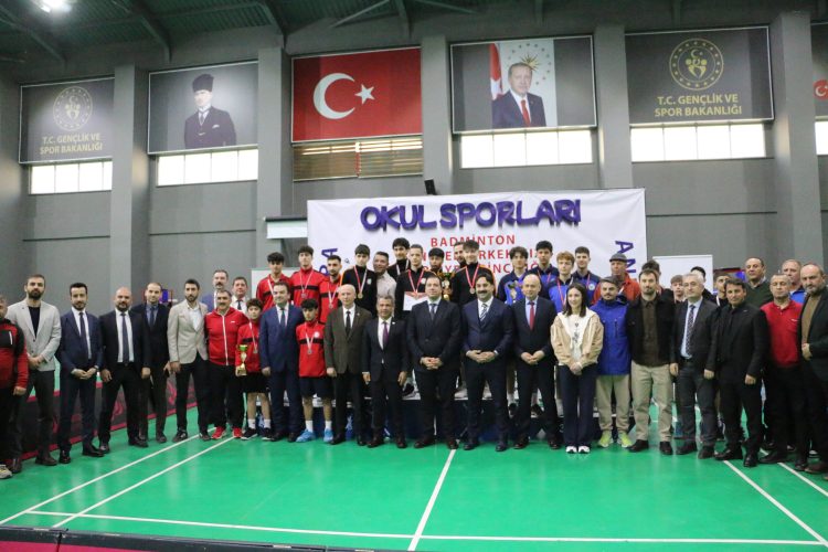 Okullararası Gençler Türkiye Badminton Birinciliği Sona Erdi