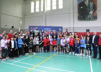 13 Yaş Altı Türkiye Badminton Şampiyonası Sona Erdi