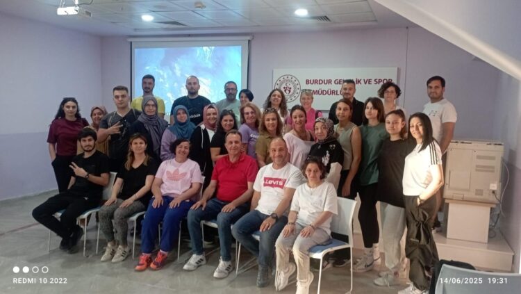 Burdur’da Aday Hakem Kursu Yapıldı