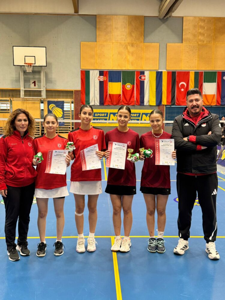 Avusturya U17 Turnuvasında 3 Madalya