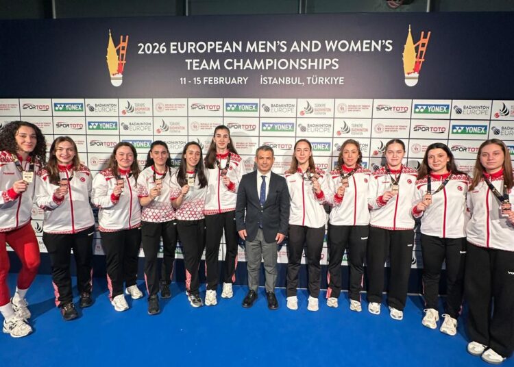 Kadın Badminton Milli Takımımızdan Tarihi Gurur