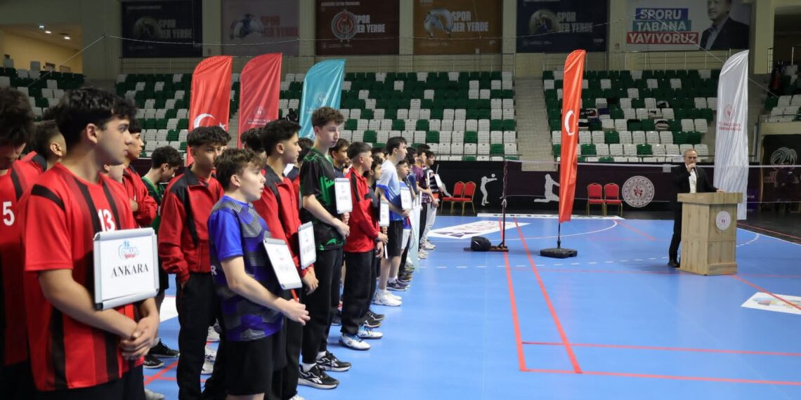 Okullararası Gençler Türkiye Şampiyonası Başladı