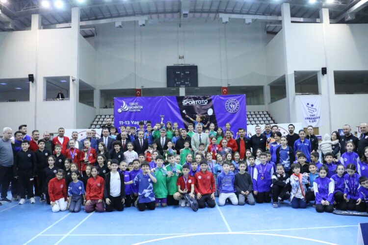 11-13 Yaş Altı Türkiye Badminton Şampiyonası Sona Erdi