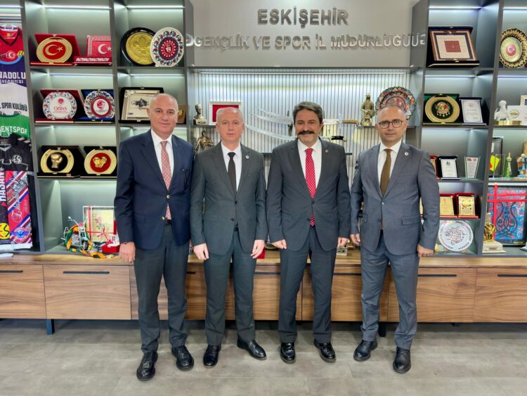 Eskişehir Gençlik ve Spor İl Müdürü Hasan Kalın’a Ziyaret