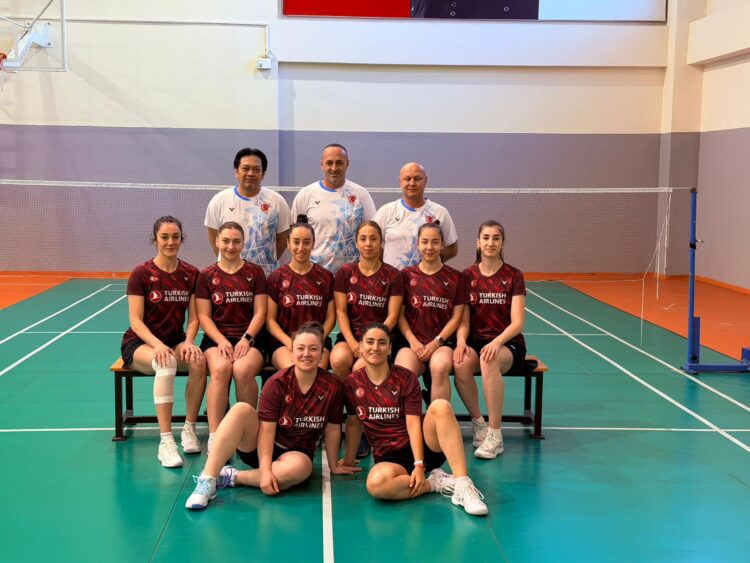 Badmintonda Büyük Heyecan: Milliler Uber Cup İçin Danimarka Yolcusu!