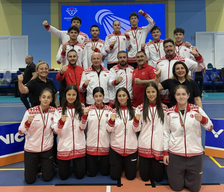 Bulgaristan’da Genç Milli Sporculardan 9 Madalya