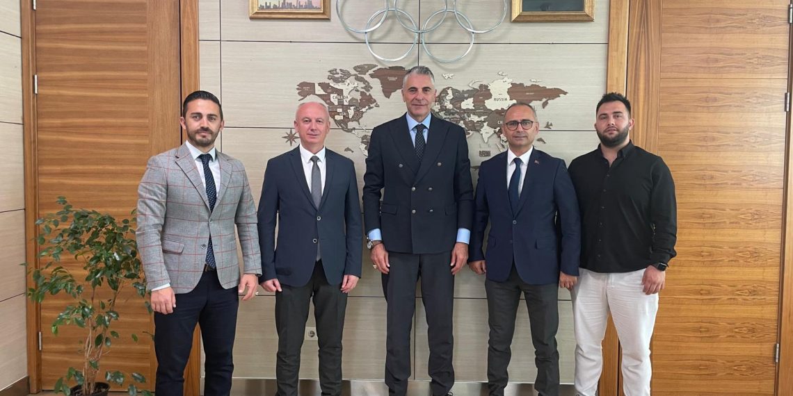 Sporcu Yetiştirme Daire Başkanlığı’nda Olimpiyat ve Akdeniz Oyunları Toplantısı Yapıldı