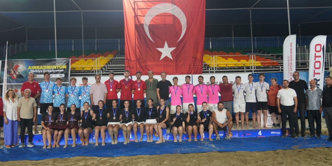 AirBadminton Türkiye Şampiyonası Sona Erdi