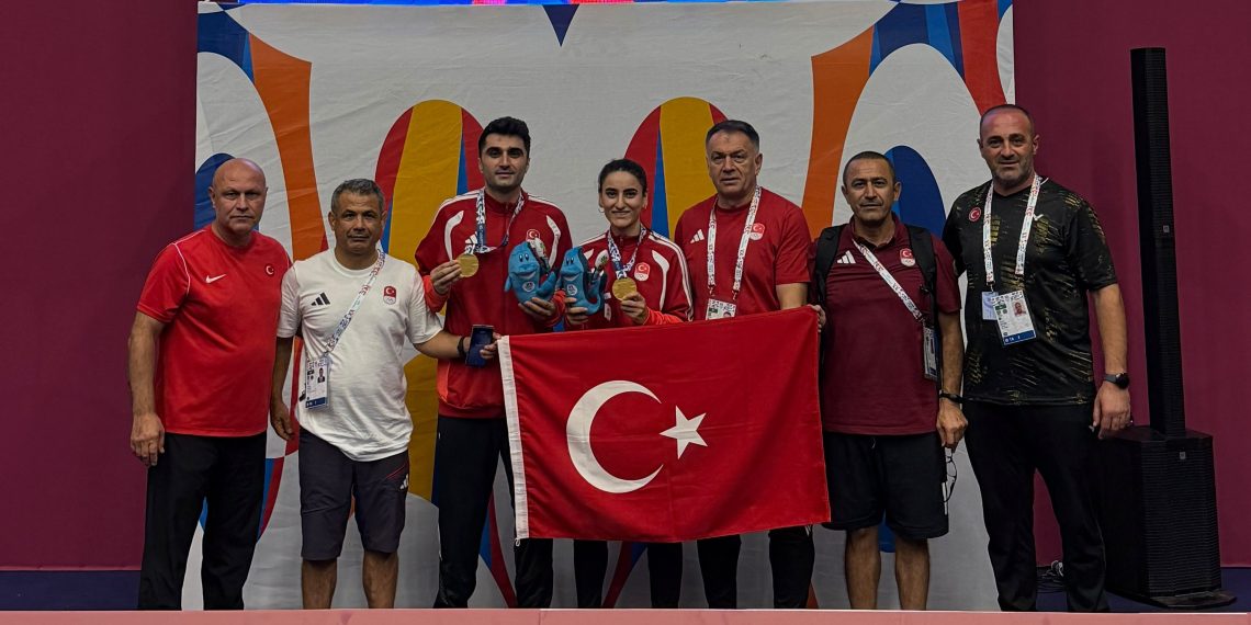 Akdeniz Oyunları’nda Karışık Çiftlerde Altın Madalya!